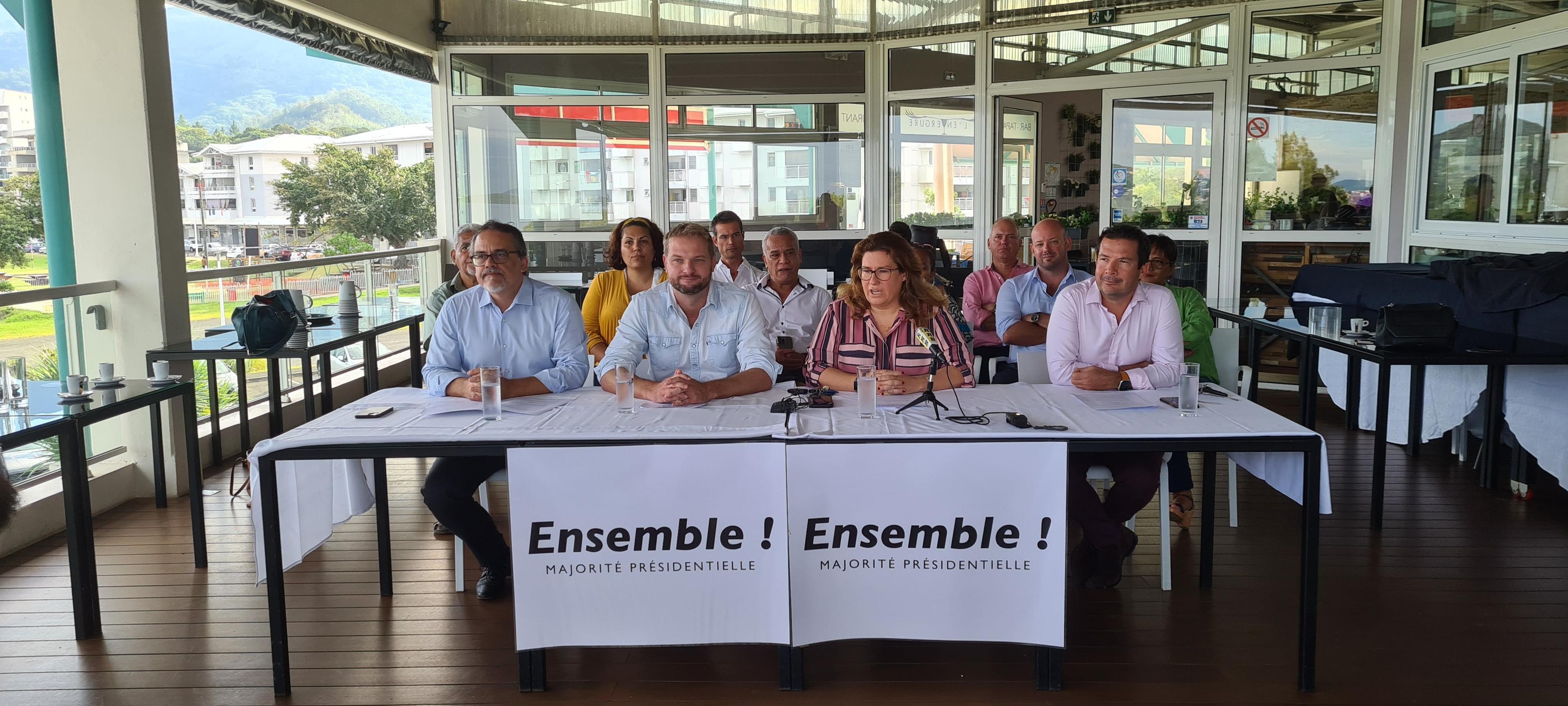 L'union loyaliste devient "Ensemble !"