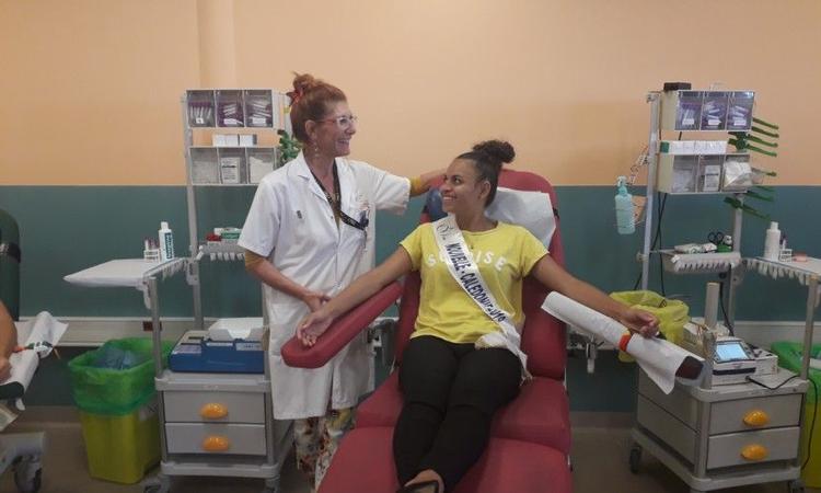 Miss NC soutient le don du sang