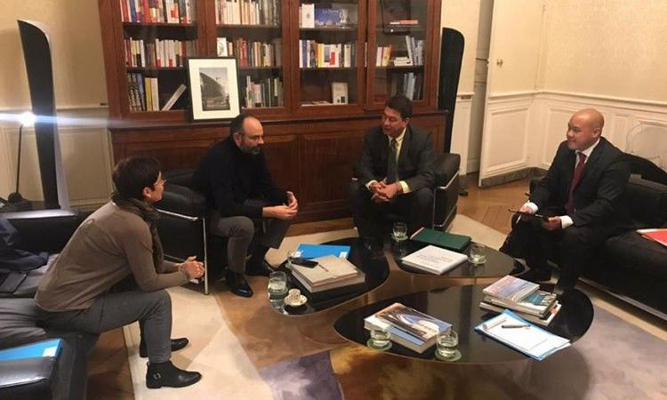 Thierry Santa reçu à Matignon