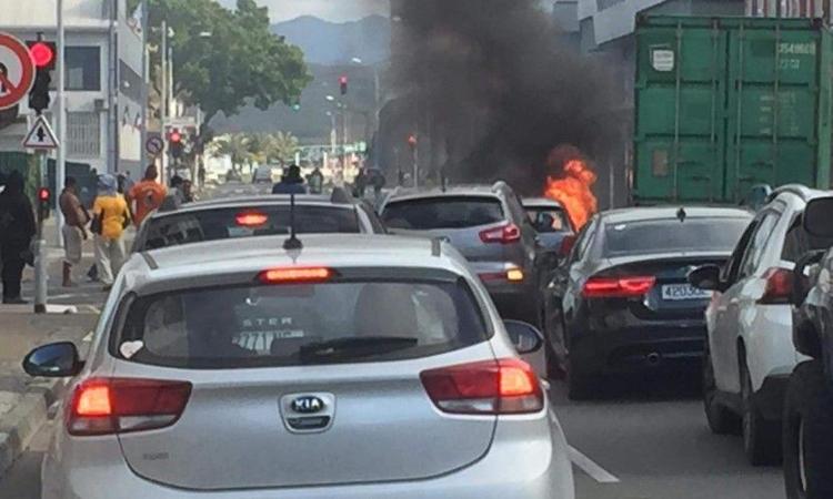 Vale. Affrontements à Nouméa