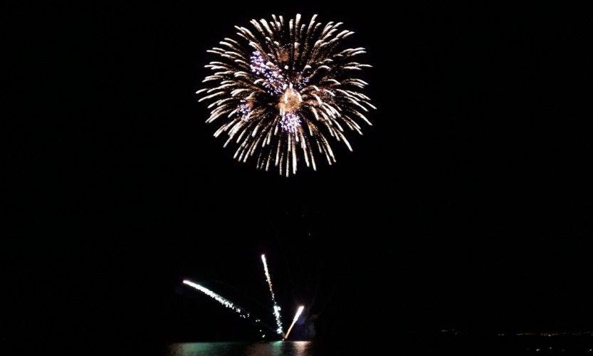 1er feu d'artifice au Vallon Dore