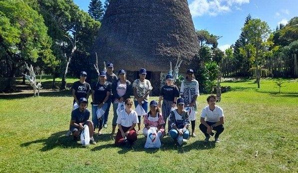 Préparation avant le grand départ pour des volontaires océaniens