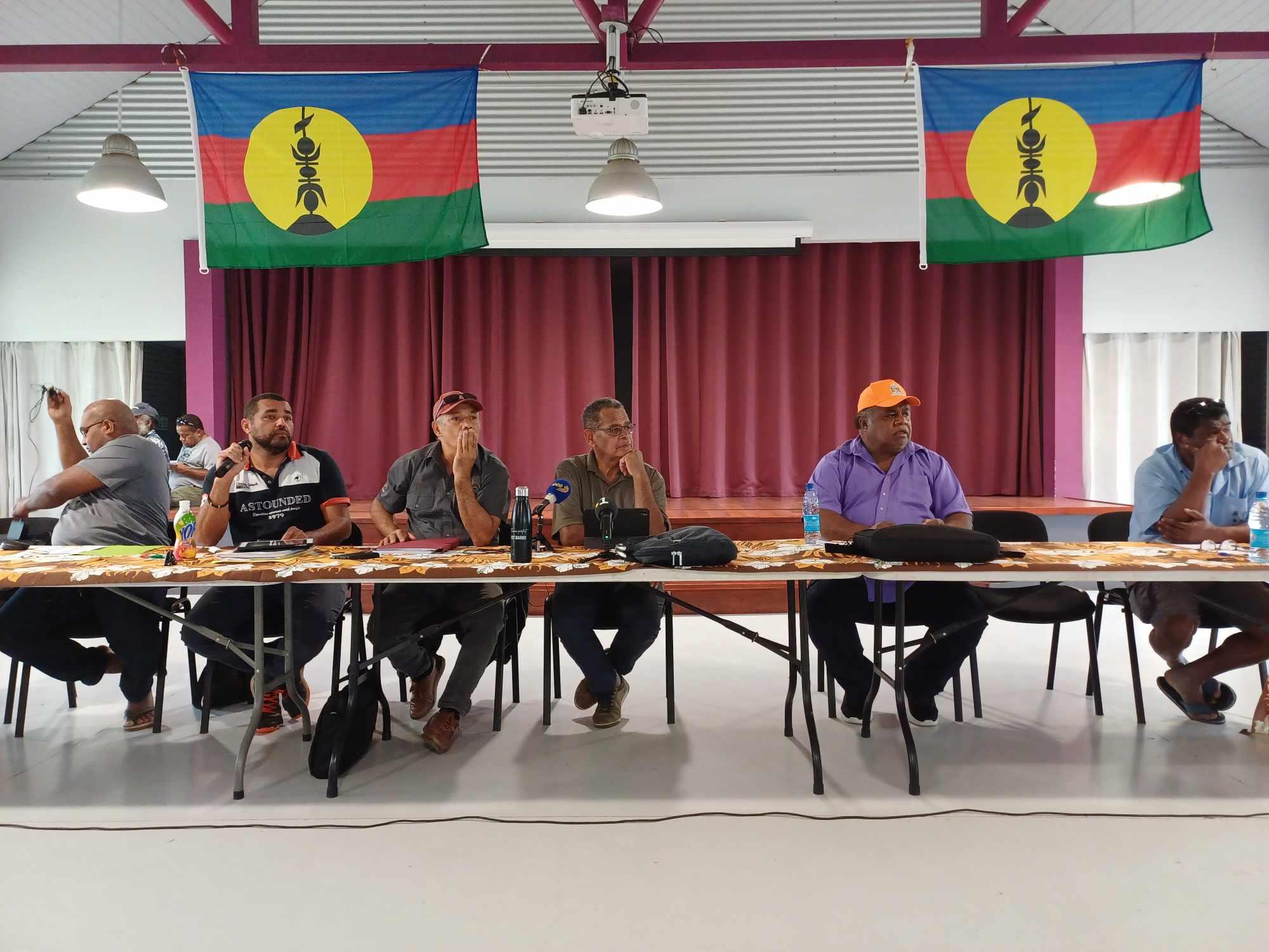 L'Union calédonienne durcit encore le ton