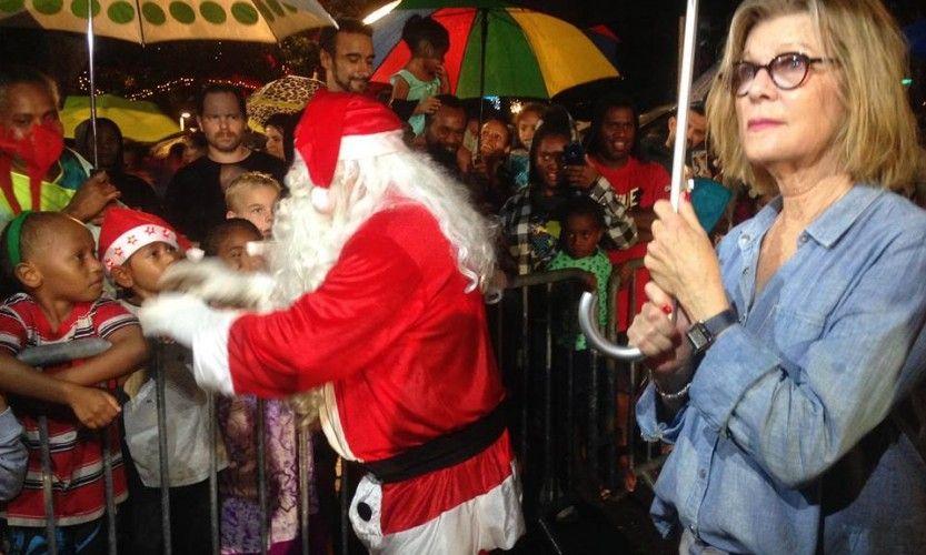 La pluie n'arrête pas le Père Noël