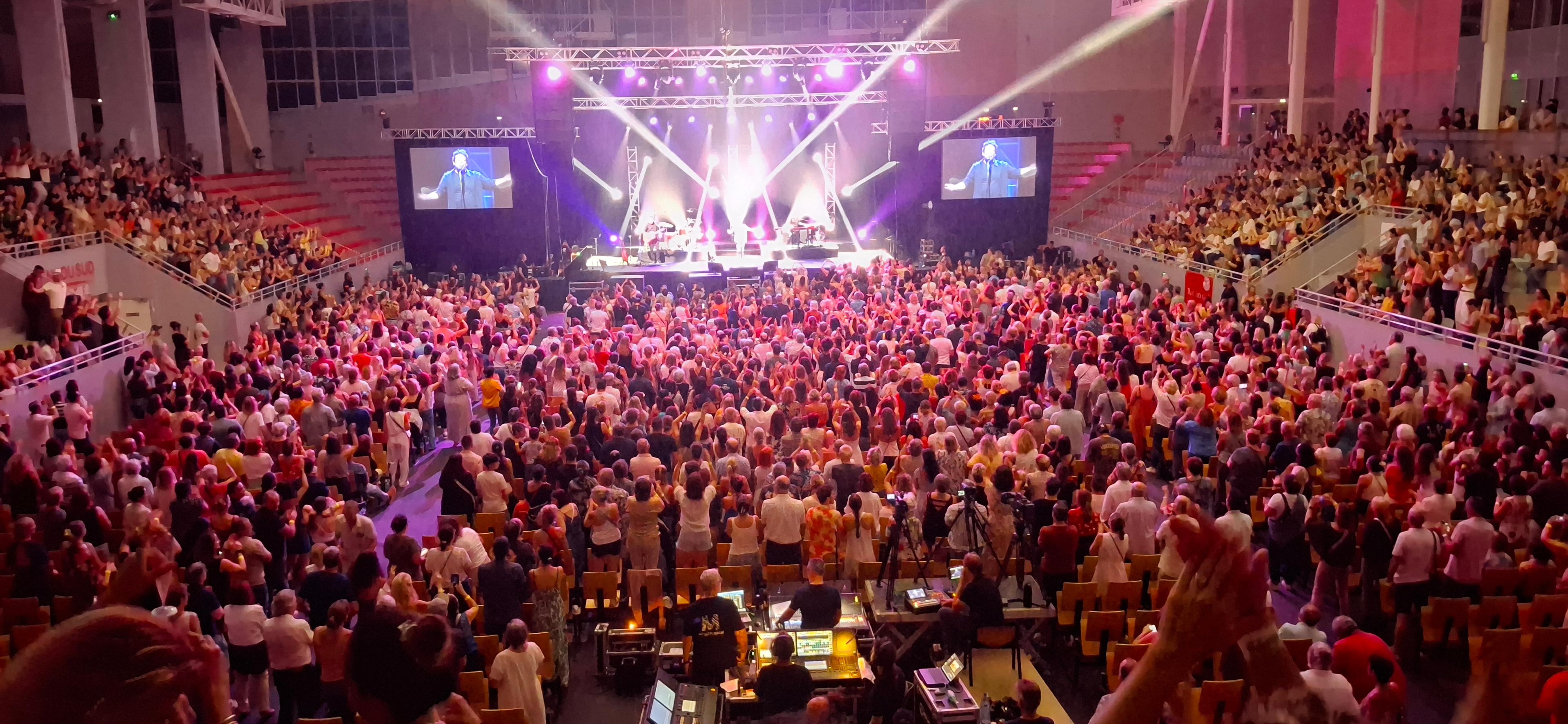 Bruel Tribunes